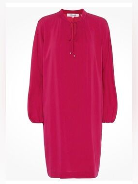 Diane Von Furstenberg Silk Jessica magenta dress NWT $368 Retail. Size 12